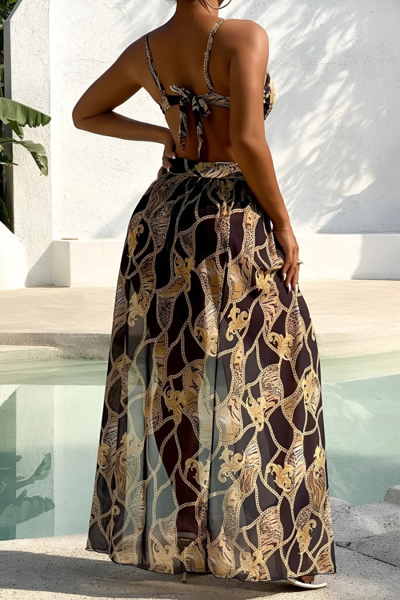 Traje de baño de tres piezas: bracier, panty y falda