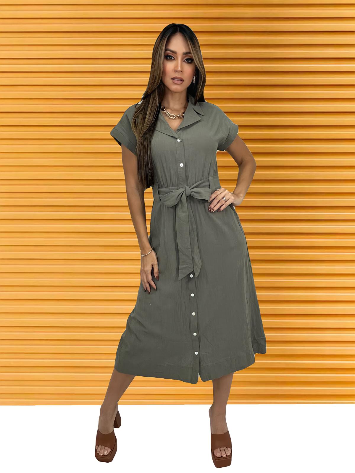 Traje Verde Militar Midi con botones