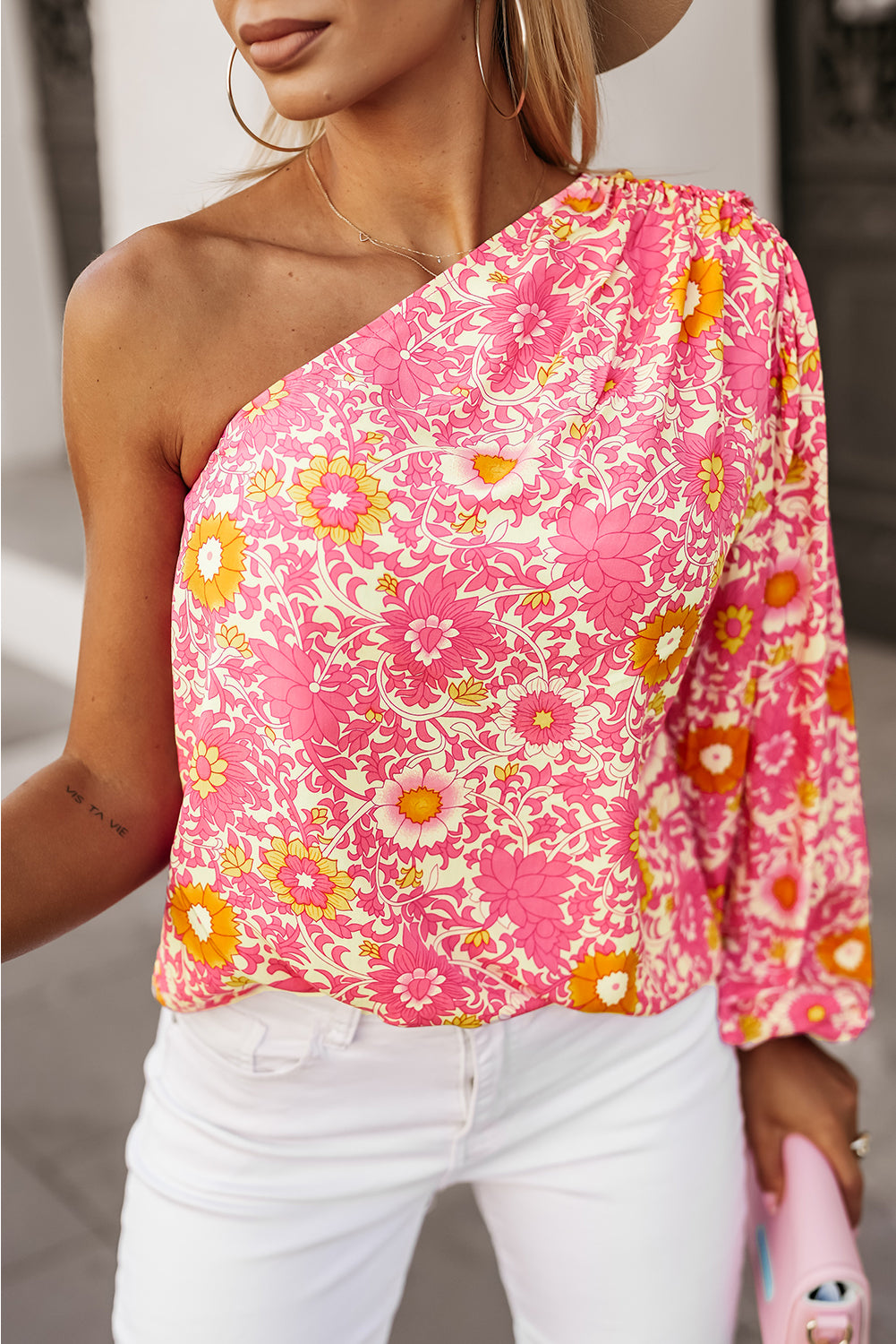 Blusa Pink Floral One Shoulder Pleated Bubble Sleeve