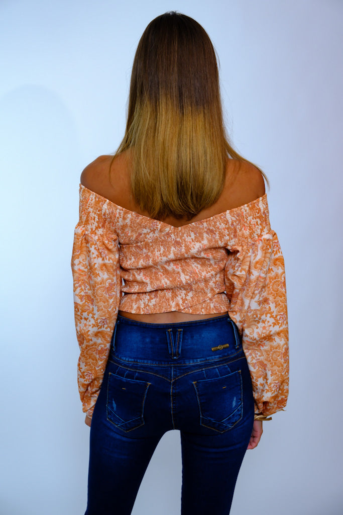 Blusa criss/cross Cuello V