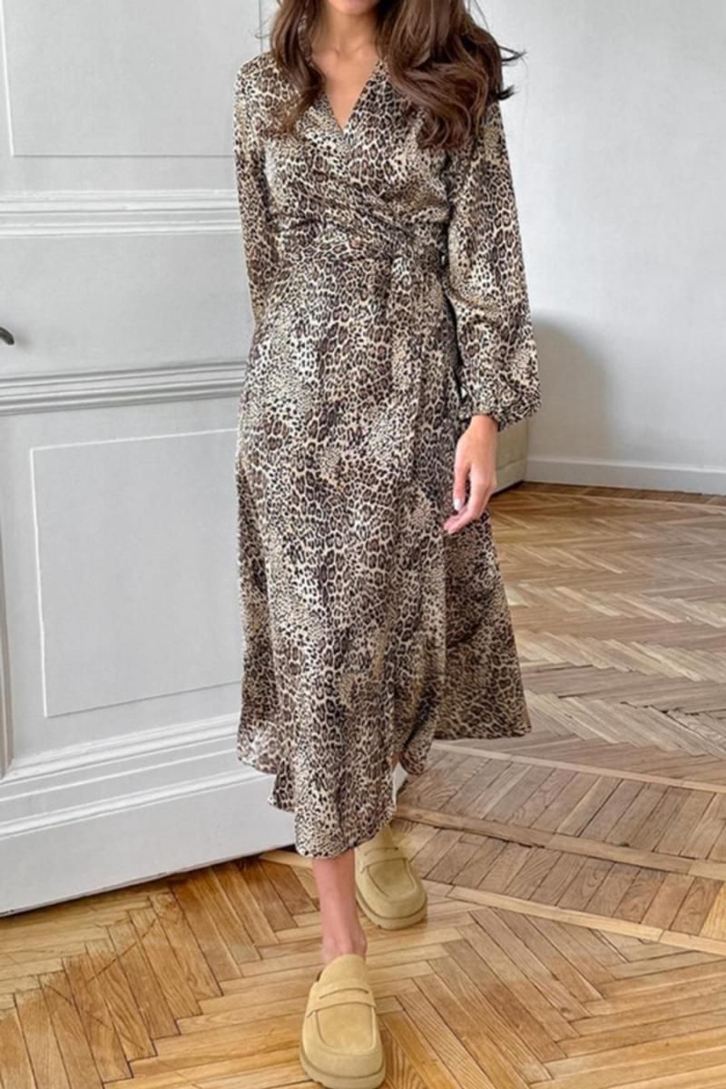 Vestido midi elegante con escote en V, estampado de leopardo en parches de satén, sin elasticidad.